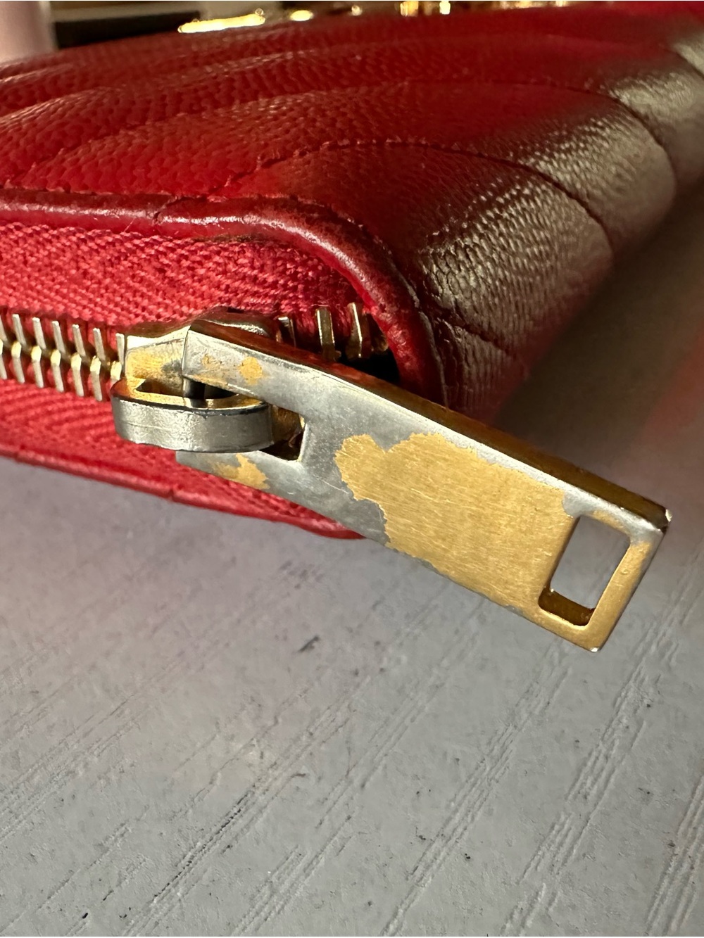 Saint Laurent Quilted Red Leather Continental Wallet with Gold YSL - Picture 10 of 12